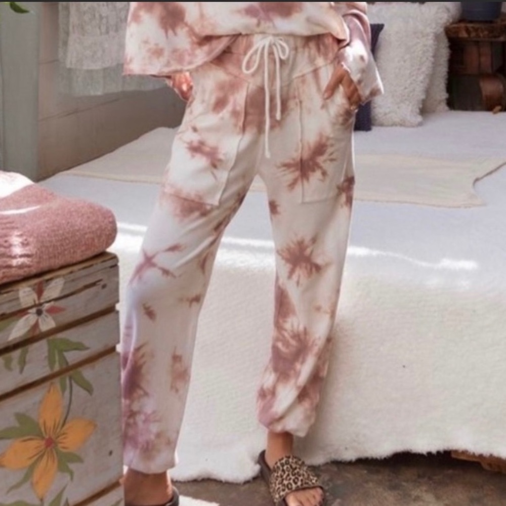 NWT POL Tie Dye Sweats/Joggers